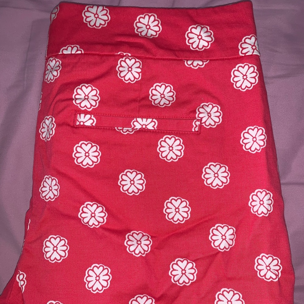 crown & ivy shorts size 4